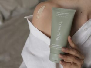 POLEMIKA. Multifunkcyjny balsam wygładzająco-kojący.