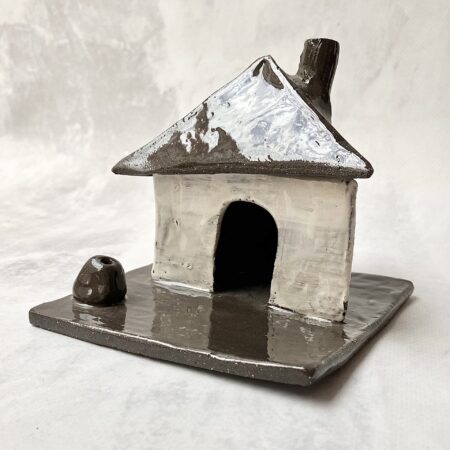 Ceramiczny domek na kadzidełka