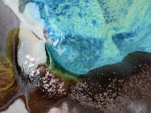 9e093f35-a8bb-4985-ad23-572b9b84ffbc