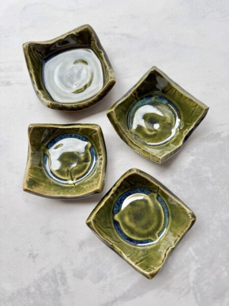 ŚWIECZNIK NA TEA LIGHT *GREEN* ok. 7x7 cm